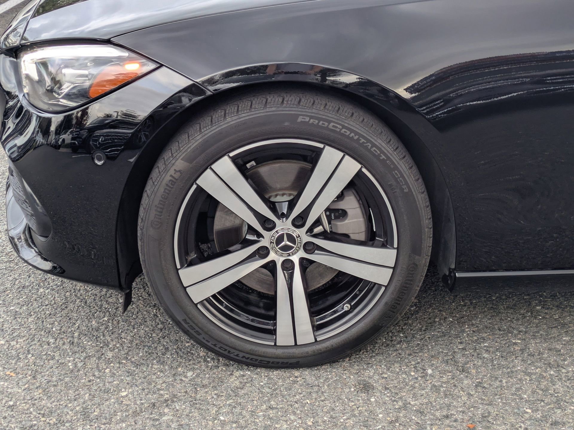 Used 2025 Mercedes-Benz C 300 Sedan video 2