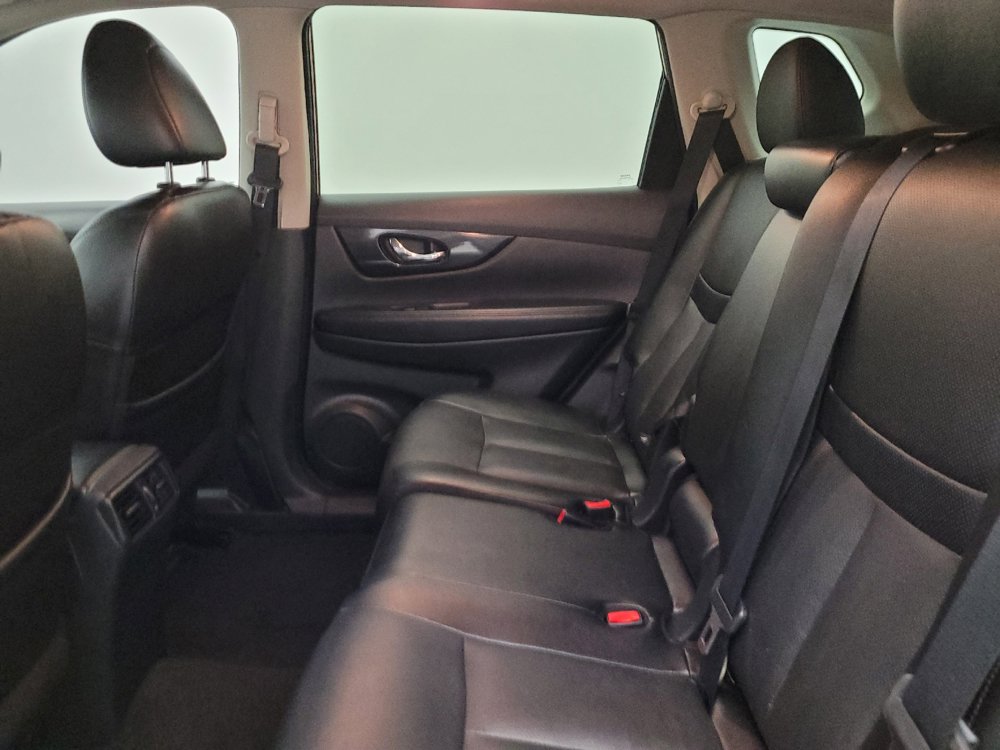 Used 2019 Nissan Rogue SL w/ Premium Package AWD/4WD image 18
