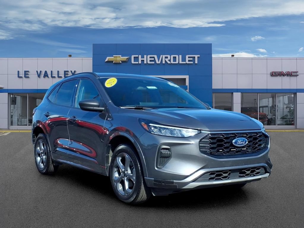 Used 2023 Ford Escape ST-Line w/ Tech Pack #1