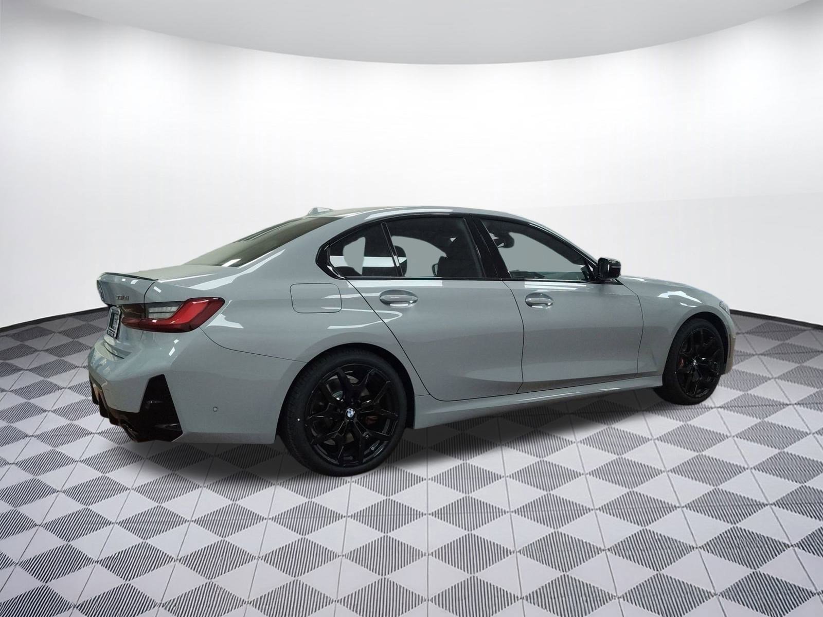 New 2026 BMW 330i xDrive Sedan w/ M Sport Package image 8