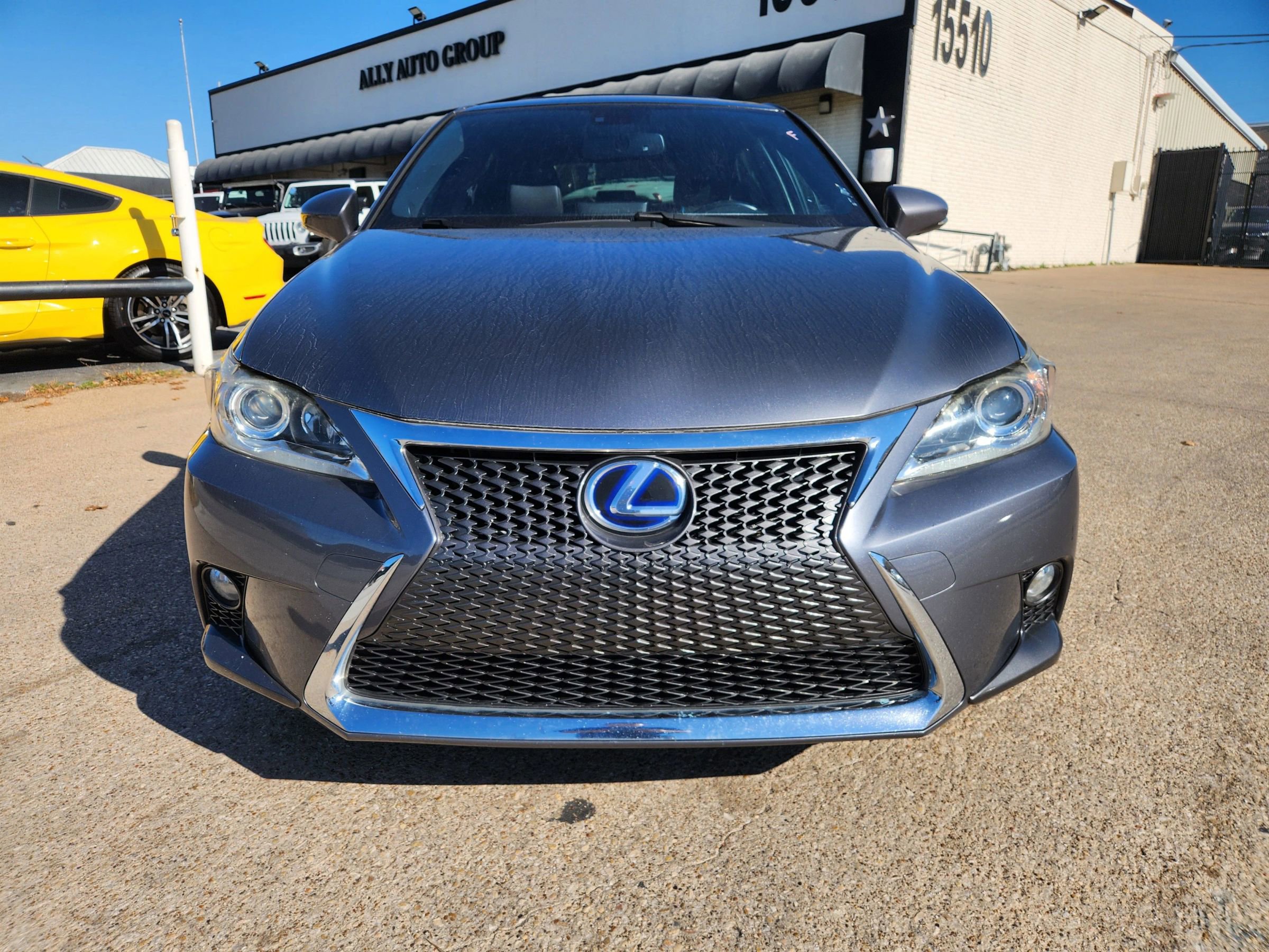 Used 2015 Lexus CT 200h w/ Navigation Package image 8