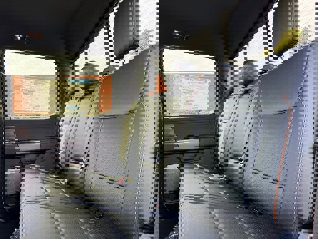 New 2026 Ford F150 Lariat w/ Equipment Group 502A High image 22