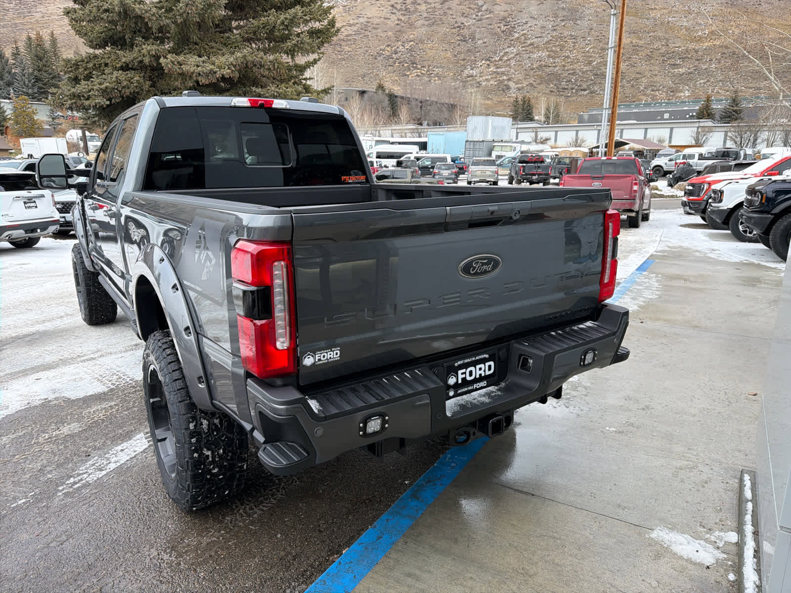 New 2026 Ford F250 Lariat w/ Black Appearance Package image 40