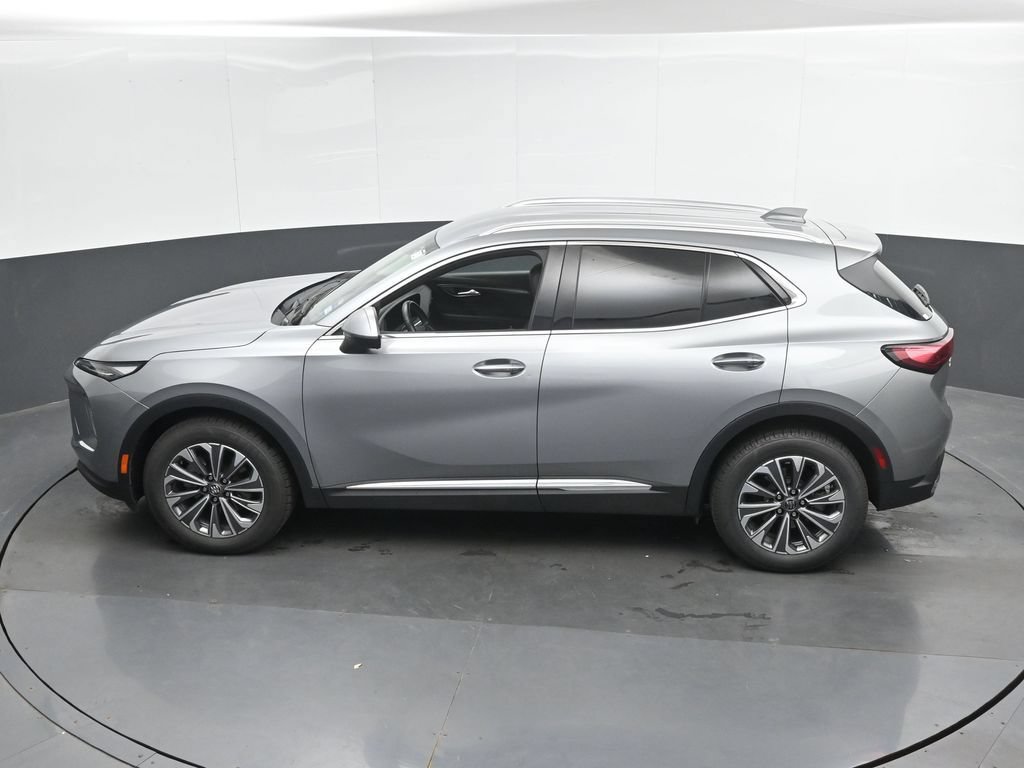 Used 2024 Buick Envision Preferred AWD/4WD image 37