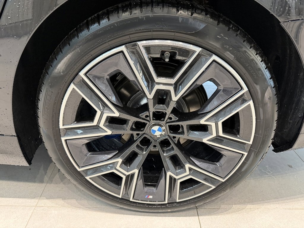 New 2026 BMW 530i xDrive w/ M Sport Package image 7