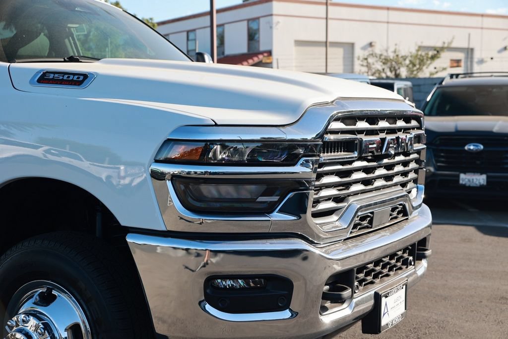 New 2026 RAM 3500 Tradesman AWD/4WD image 7