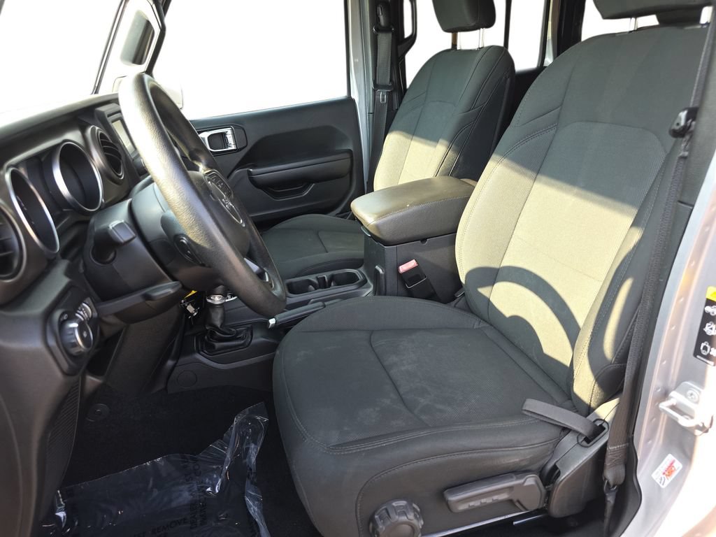 Used 2021 Jeep Wrangler Unlimited Sport AWD/4WD image 14