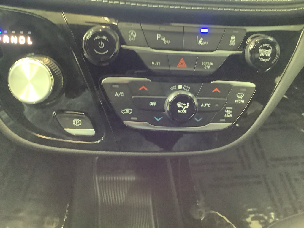 New 2026 Chrysler Pacifica Select FWD image 21