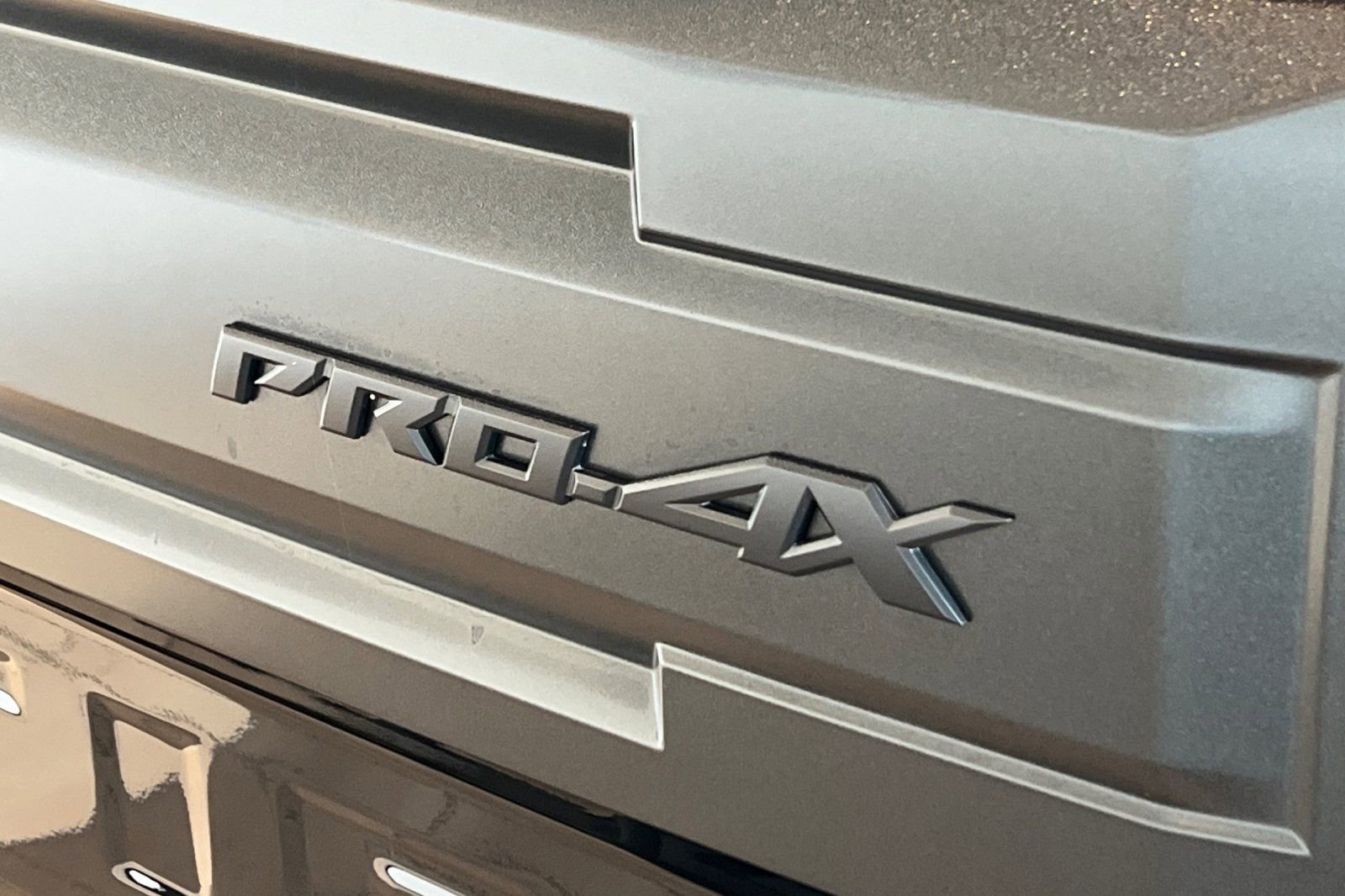 Used 2025 Nissan Frontier PRO-4X w/ Pro Premium Package image 27