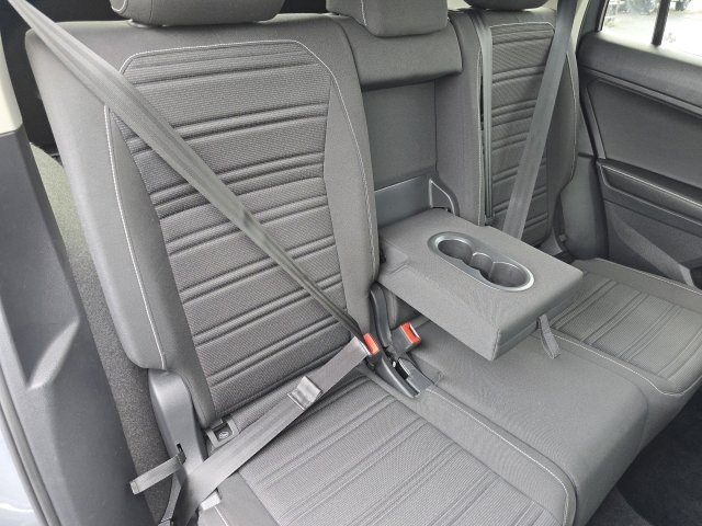 Used 2022 Volkswagen Tiguan S image 13