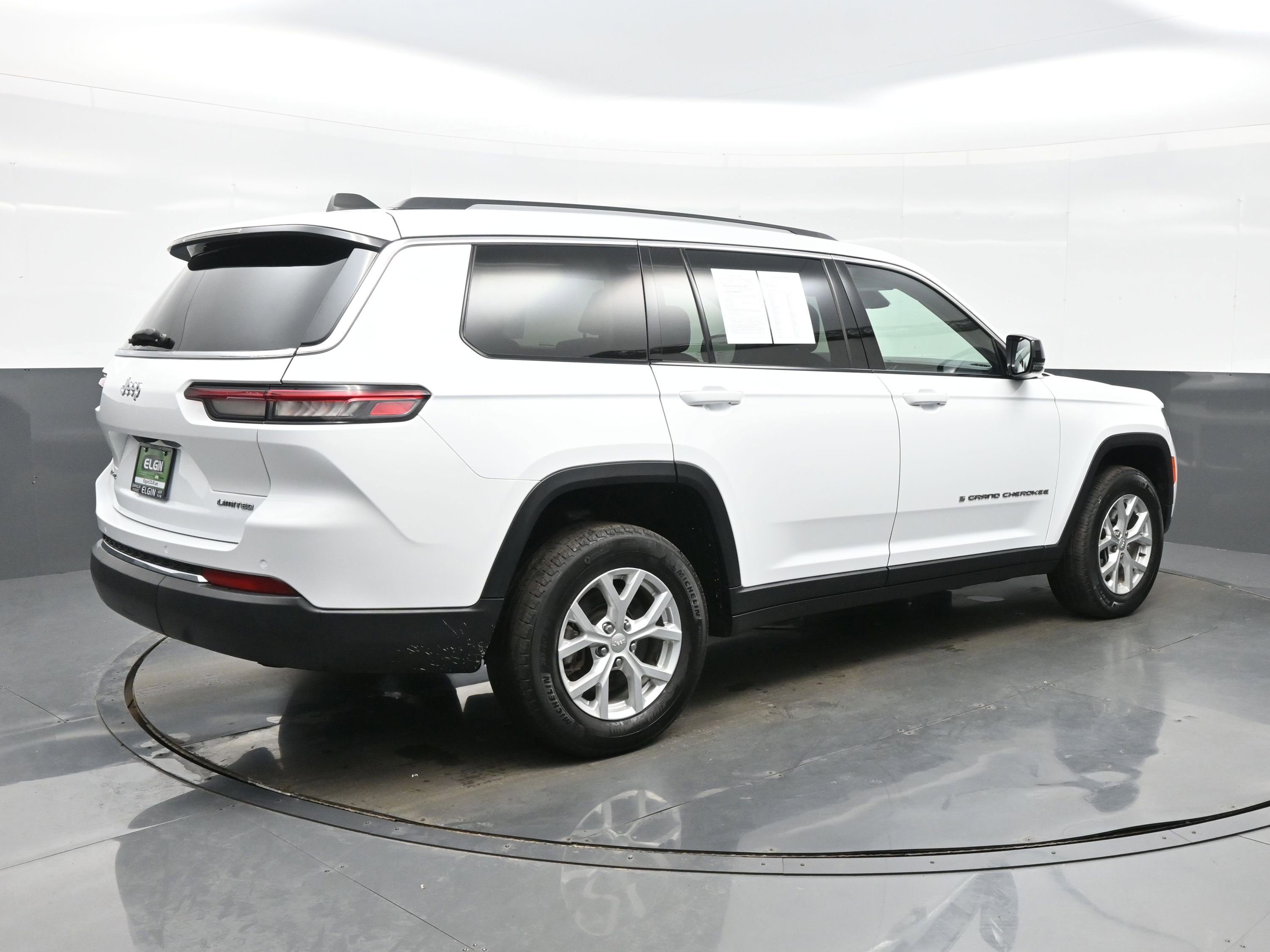 Used 2023 Jeep Grand Cherokee L Limited image 6