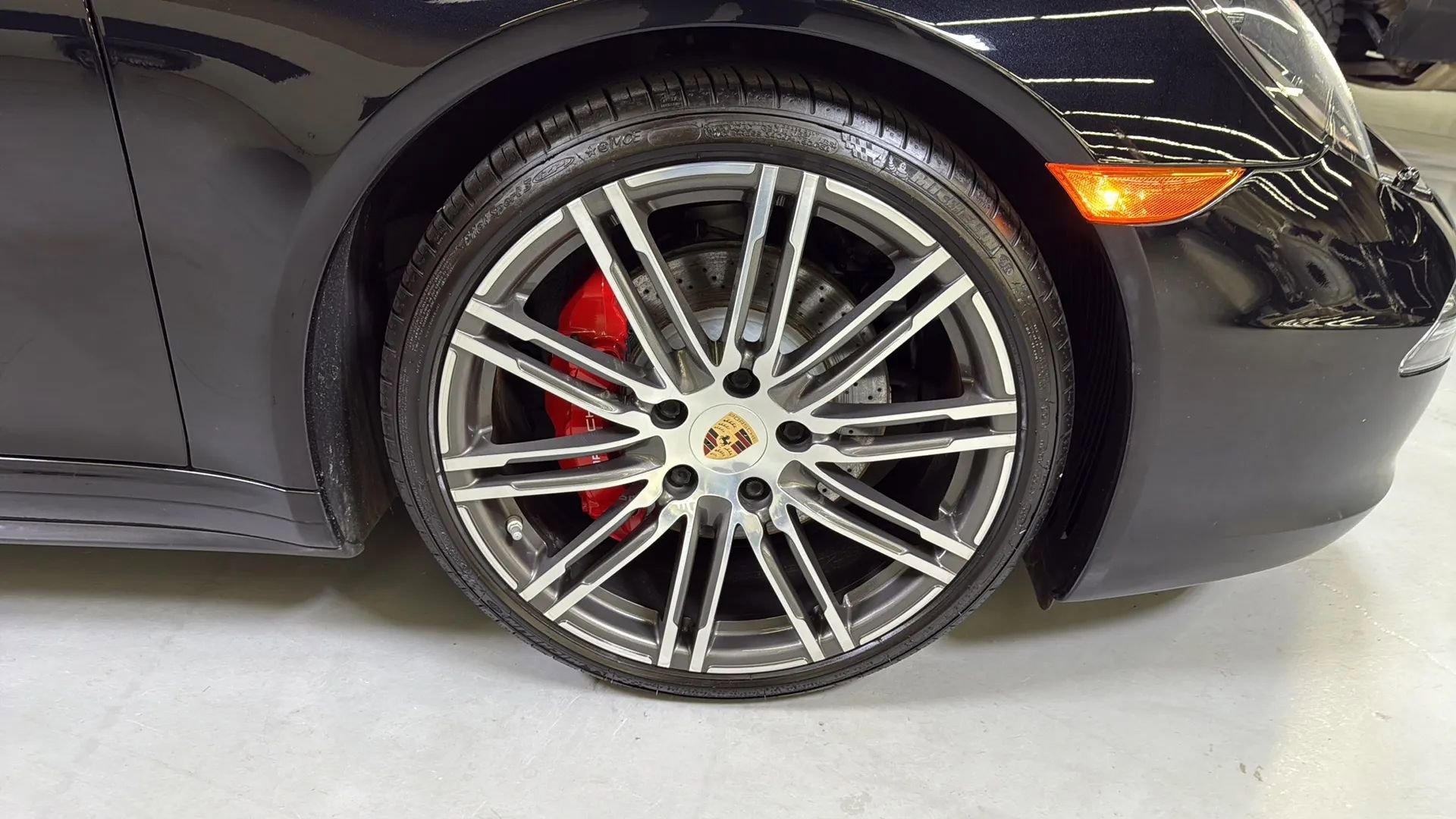 Used 2015 Porsche 911 Carrera 4S AWD/4WD image 26