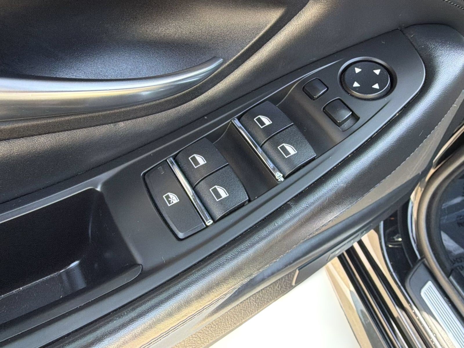 Used 2016 BMW 528i xDrive Sedan w/ M Sport AWD/4WD image 27