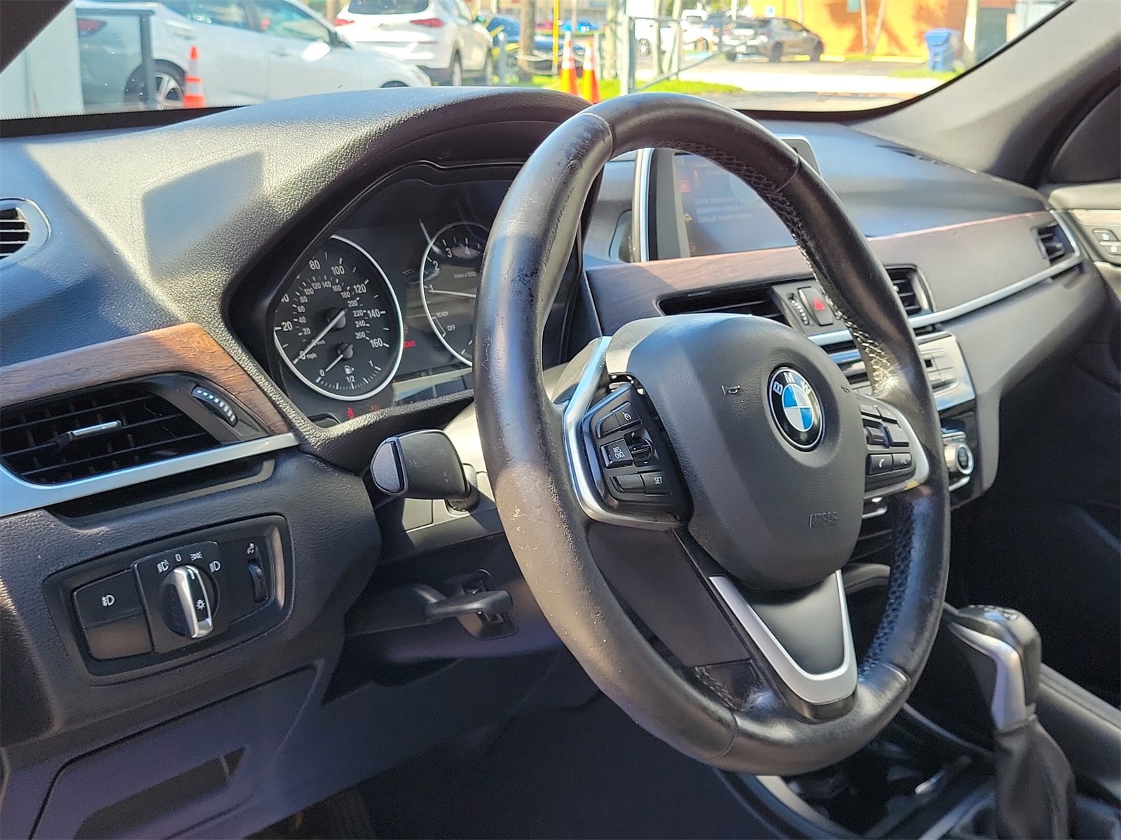 Used 2017 BMW X1 sDrive28i image 11