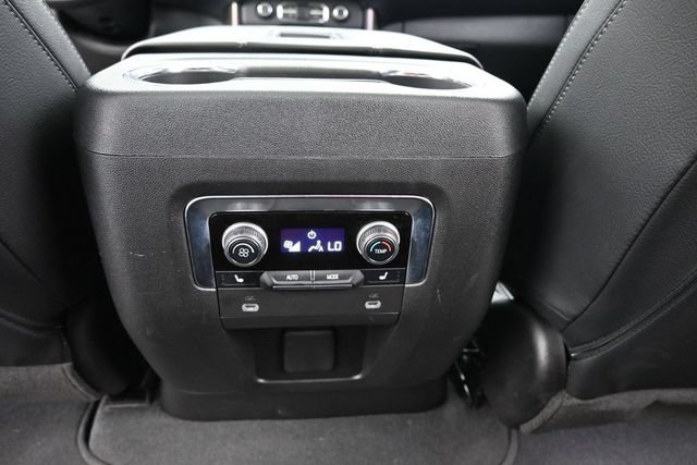Used 2024 Chevrolet Tahoe High Country AWD/4WD image 24