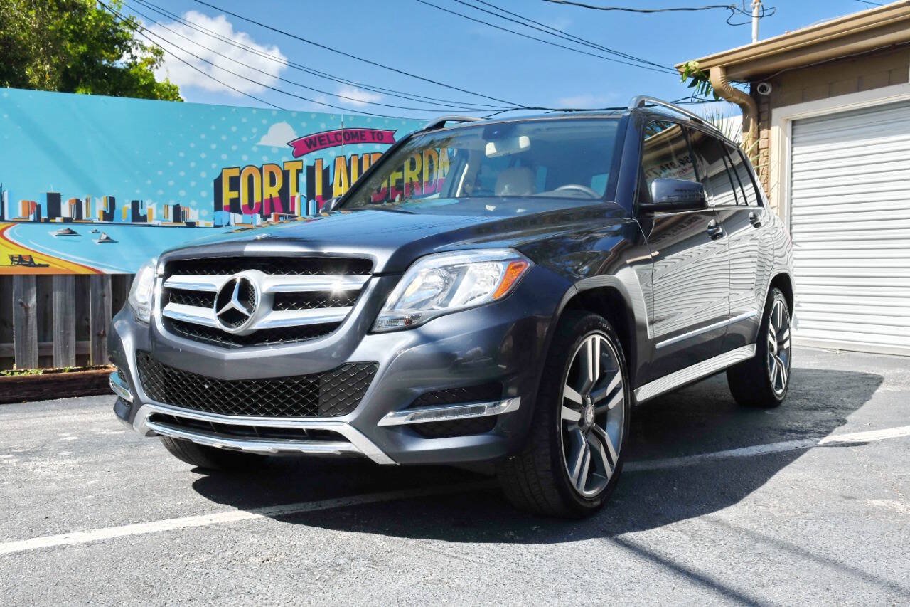 Used 2015 Mercedes-Benz GLK 350 2WD w/ Premium 1 Package image 1