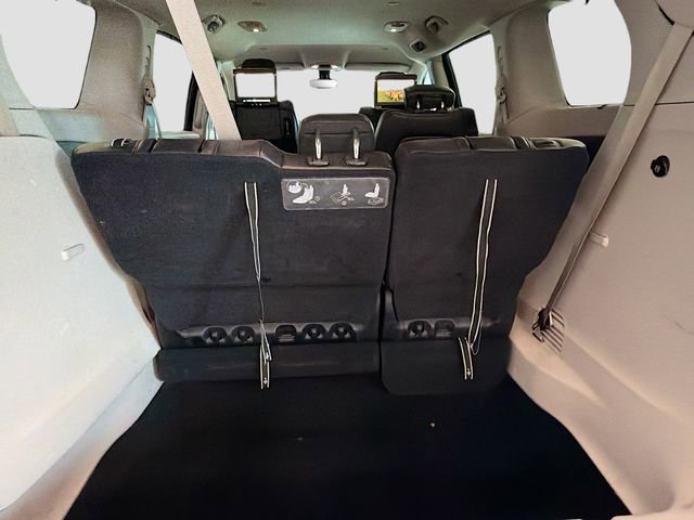 Used 2017 Chrysler Pacifica Touring-L Plus image 24