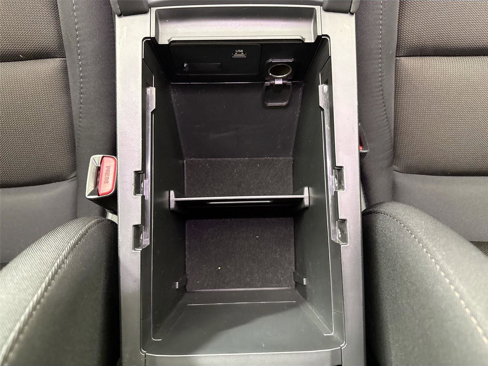 Used 2020 MAZDA MAZDA3 4DR FWD image 32