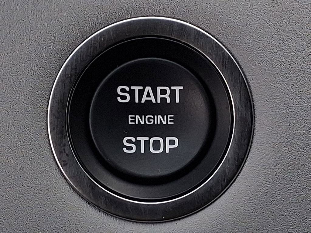 Certified 2026 Land Rover Range Rover Evoque S image 19