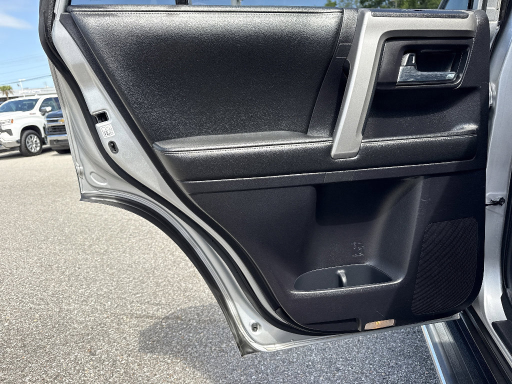 Used 2015 Toyota 4Runner SR5 Premium RWD image 62
