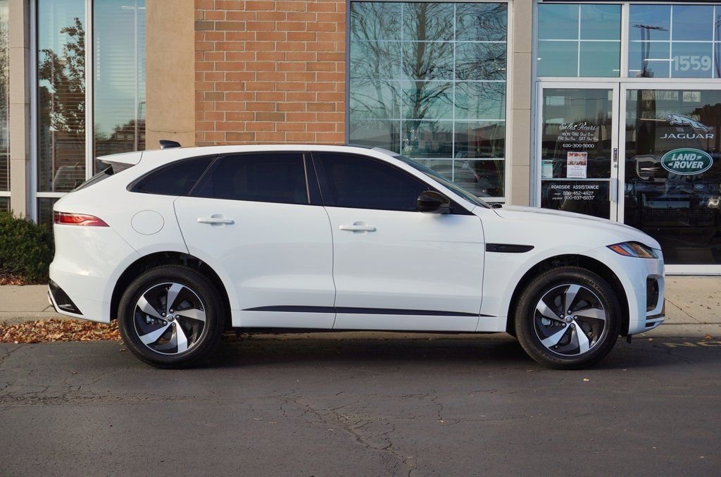 Used 2025 Jaguar F-PACE R-Dynamic S AWD/4WD image 7