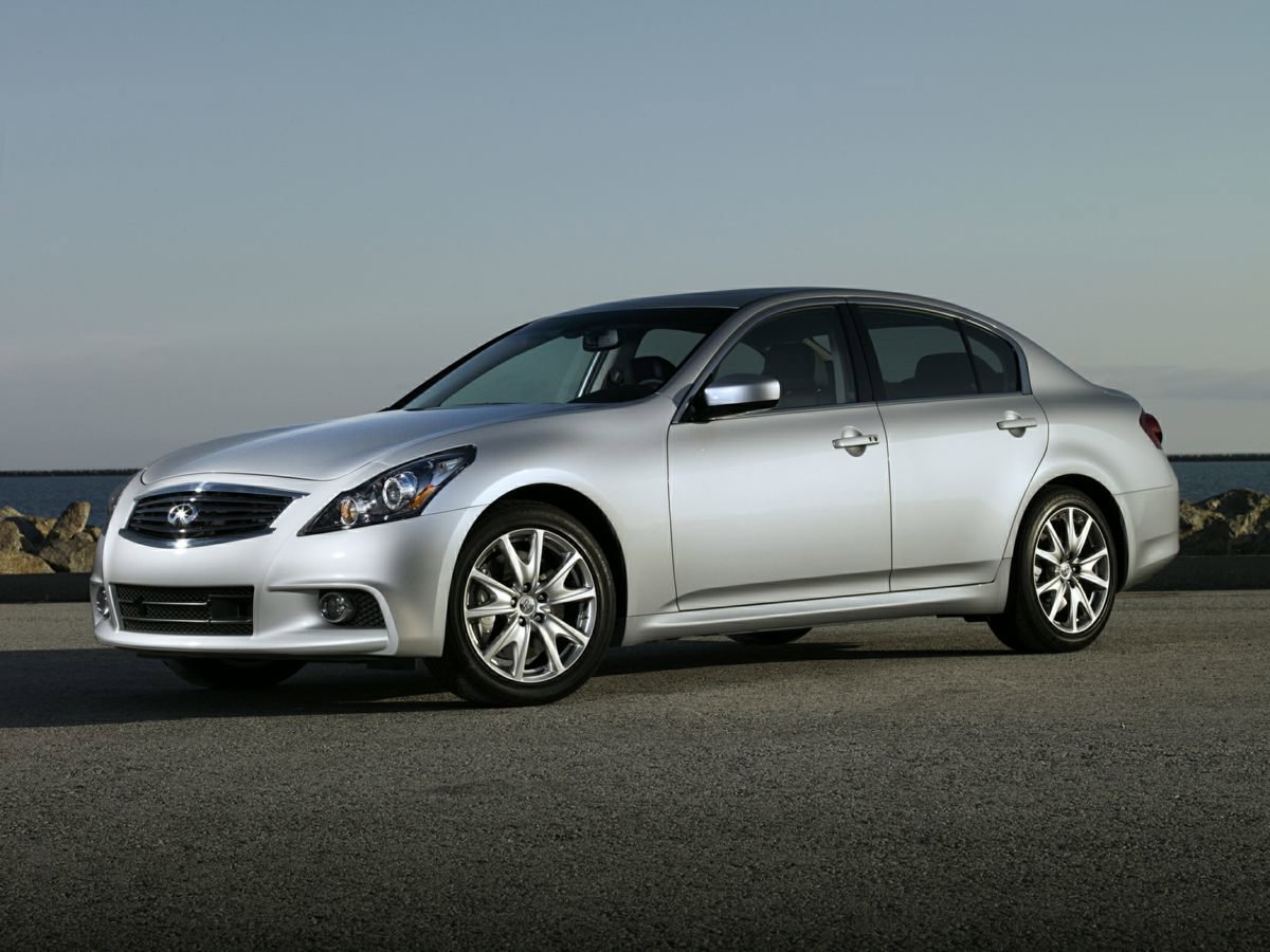 Used 2013 INFINITI G37 x w/ Premium Pkg image 1