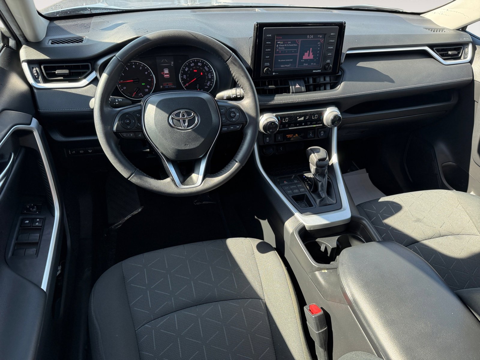 Used 2021 Toyota RAV4 XLE w/ Convenience Package AWD/4WD image 15