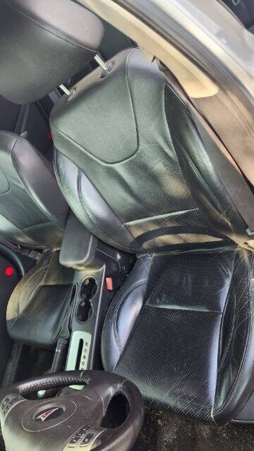 Used 2010 Pontiac G6 Sedan FWD image 9