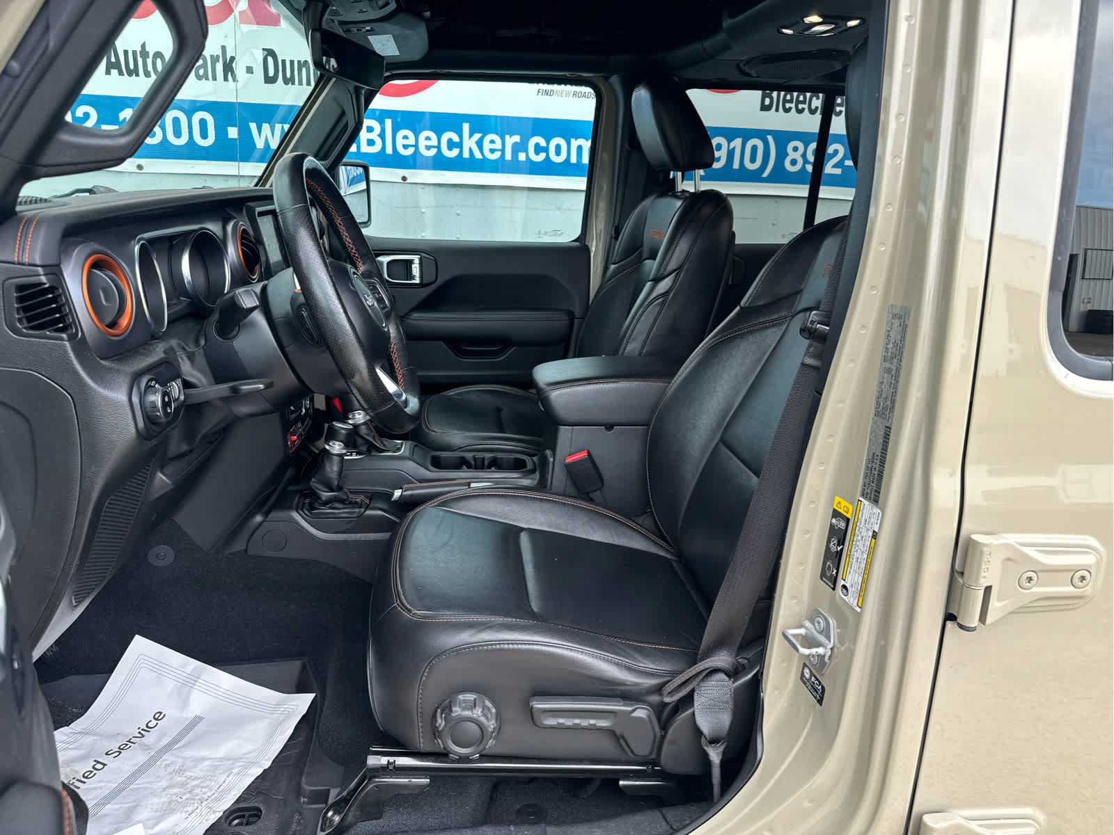 Used 2022 Jeep Gladiator Mojave w/ LED Lighting Group AWD/4WD image 23