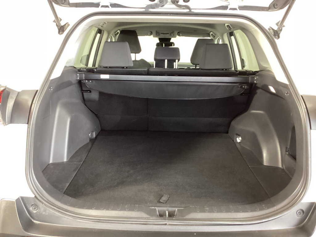 Used 2023 Toyota RAV4 XLE AWD/4WD image 31