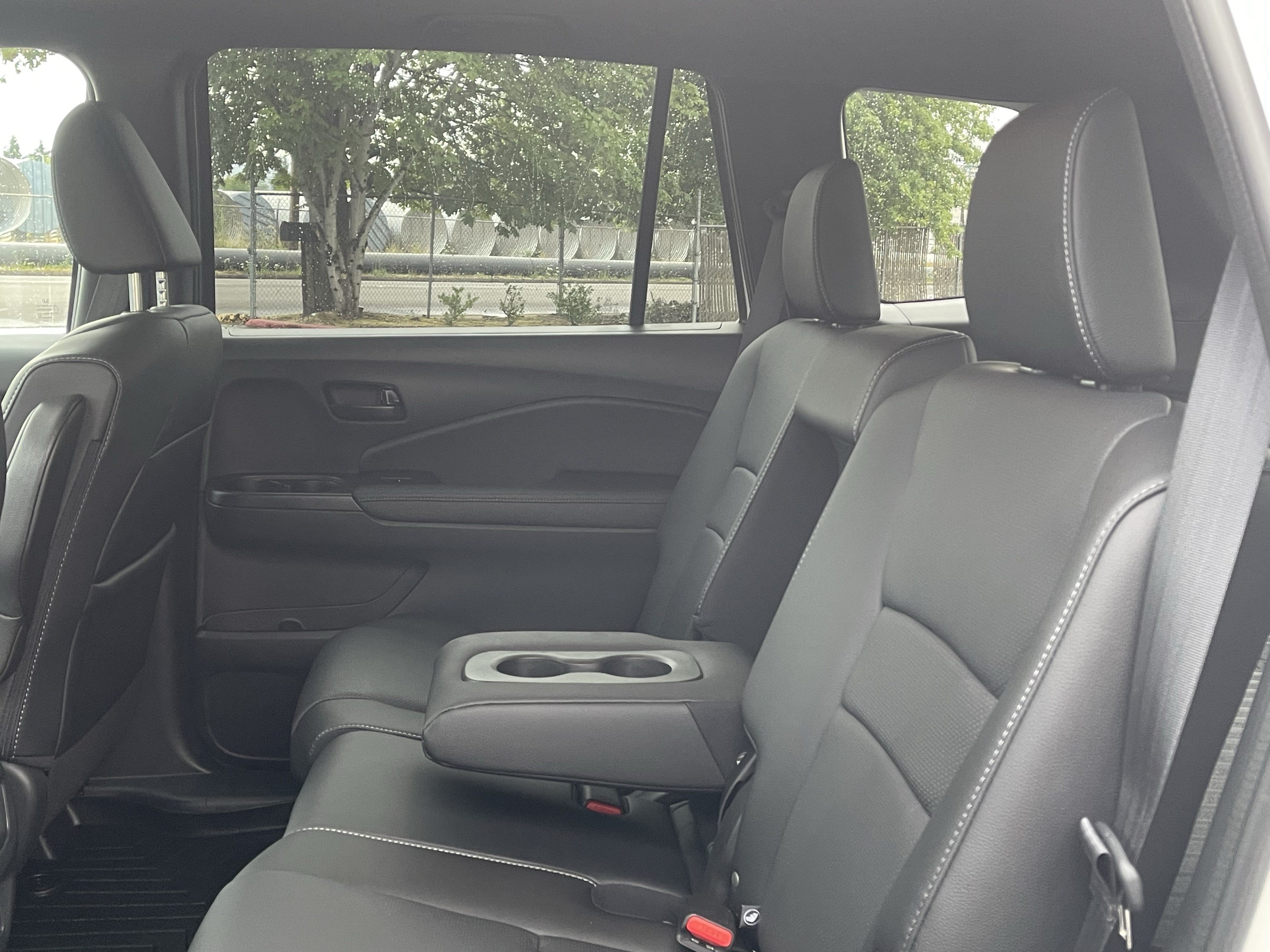 Used 2023 Honda Passport EX-L image 21