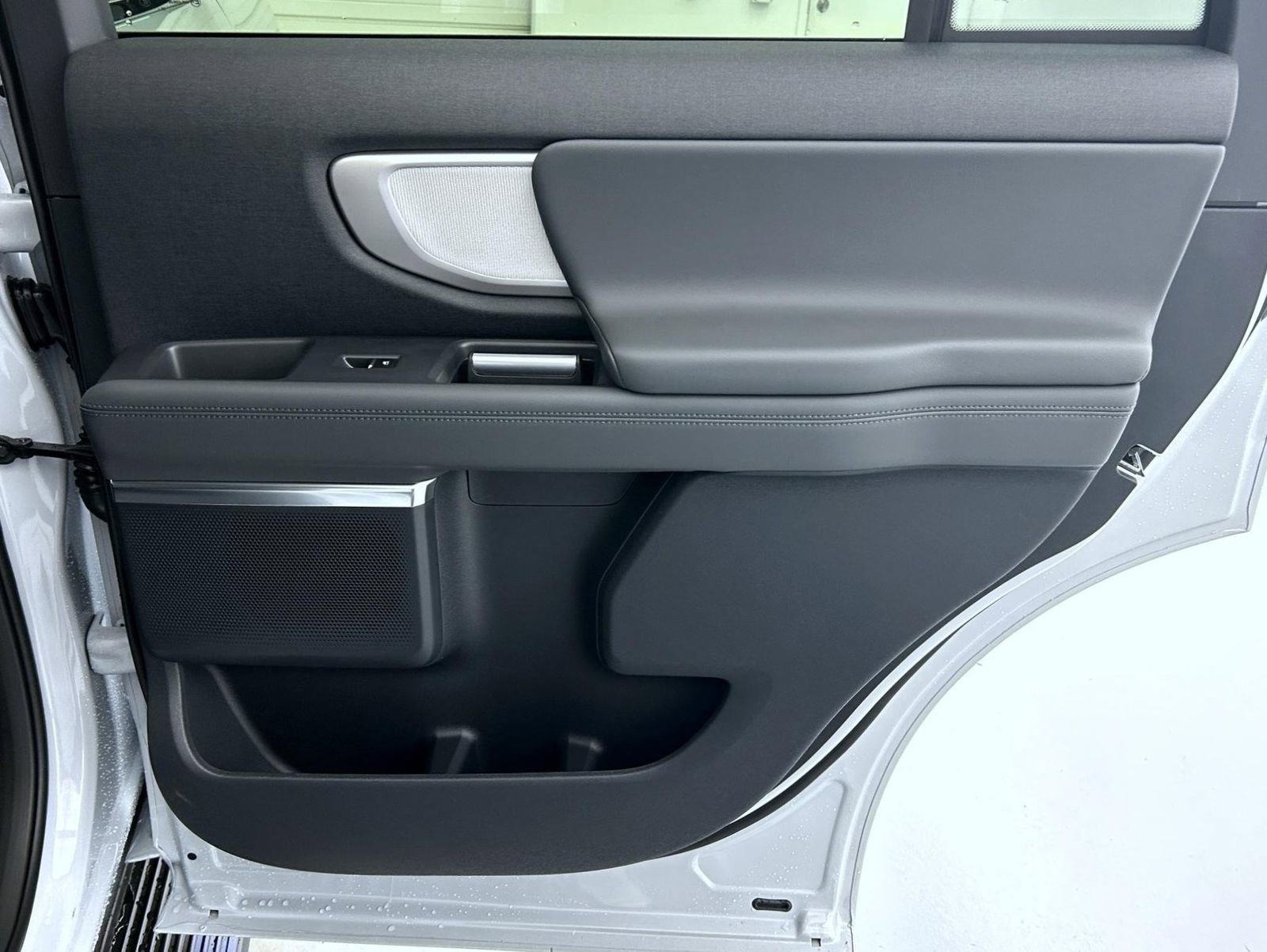 New 2026 Ford Expedition Active image 17