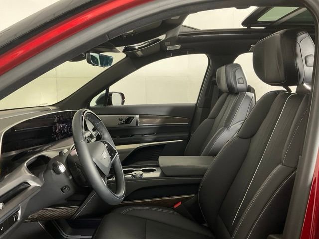 New 2026 Cadillac Vistiq Sport w/ LPO, Floor Liner Package image 25