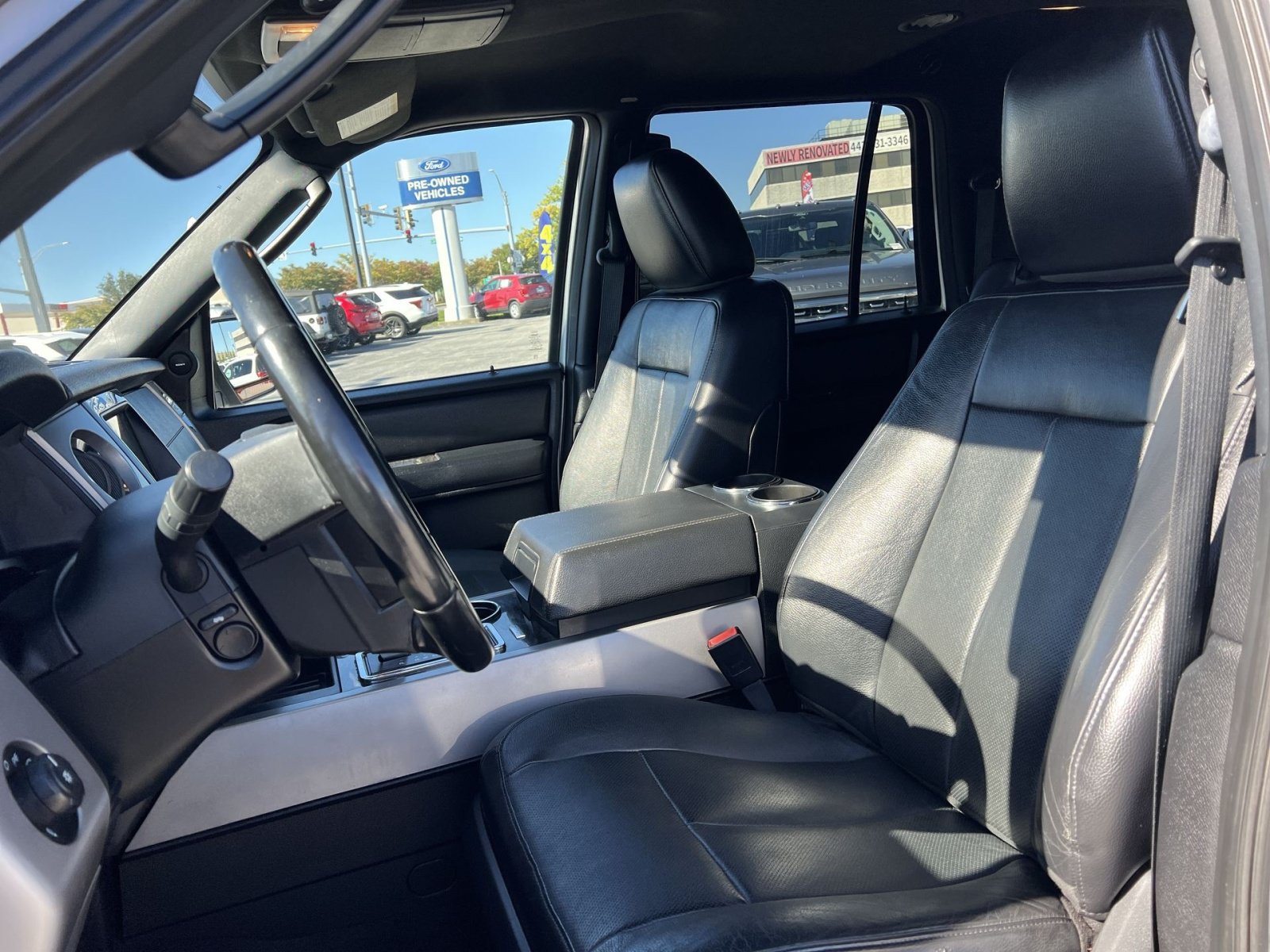 Used 2017 Ford Expedition EL Limited AWD/4WD image 13