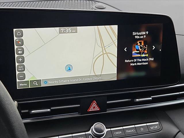 Used 2024 Hyundai Elantra SEL FWD image 12