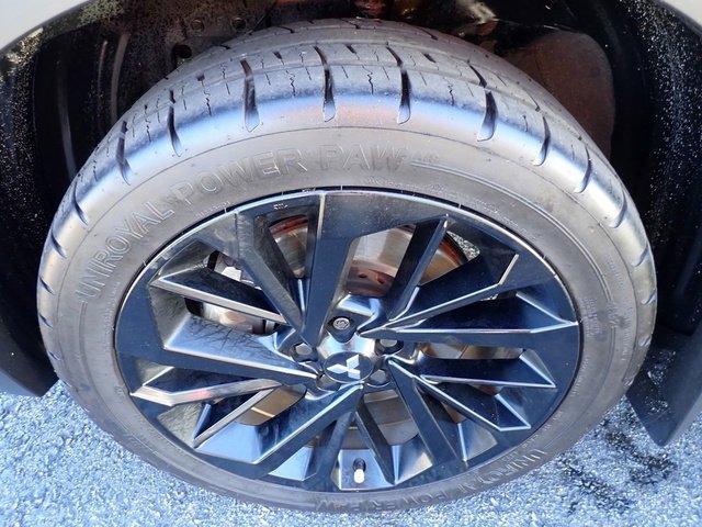 Used 2022 Mitsubishi Outlander SEL Black Edition image 12