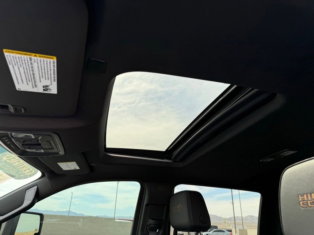 Used 2024 Chevrolet Silverado 3500 High Country w/ High Country Premium Package image 14