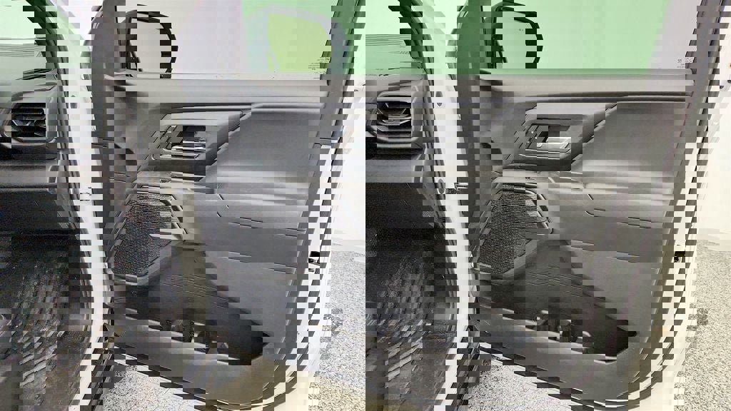 Used 2024 Chevrolet Silverado EV W/T AWD/4WD image 26