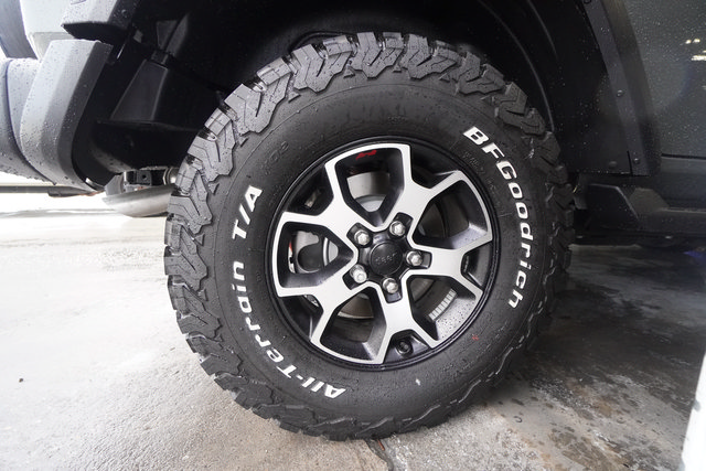 Used 2023 Jeep Wrangler Unlimited Rubicon AWD/4WD image 42