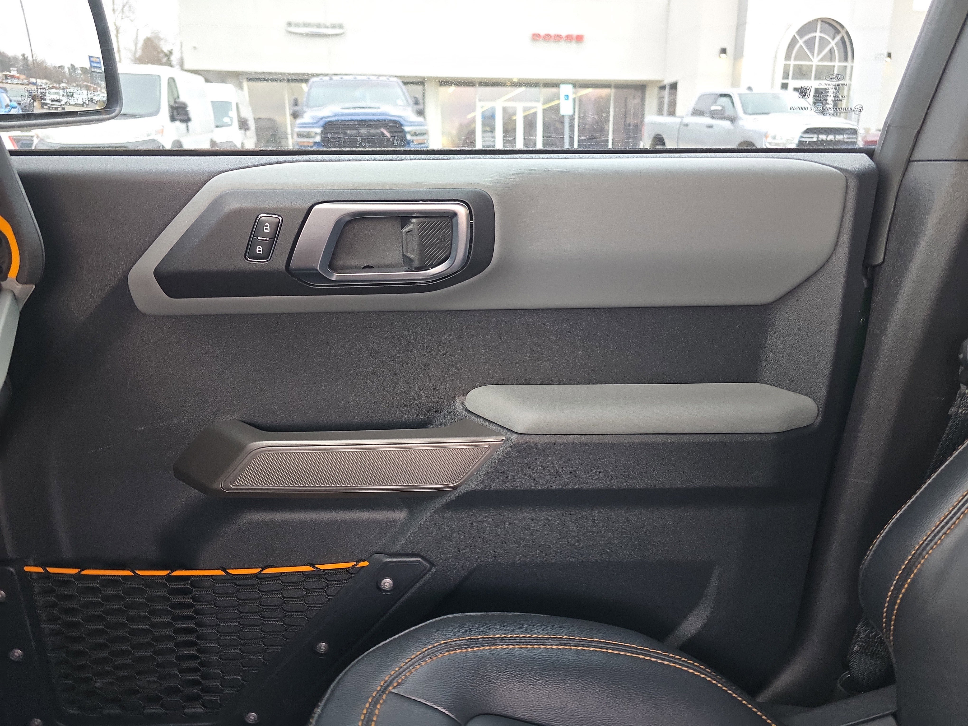 Used 2023 Ford Bronco Badlands image 23