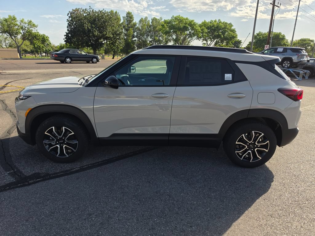 New 2026 Chevrolet TrailBlazer ACTIV w/ Convenience Package FWD image 2