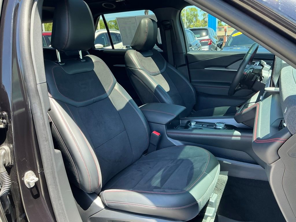 Used 2025 Ford Explorer ST w/ Sun And Sound Package AWD/4WD image 12