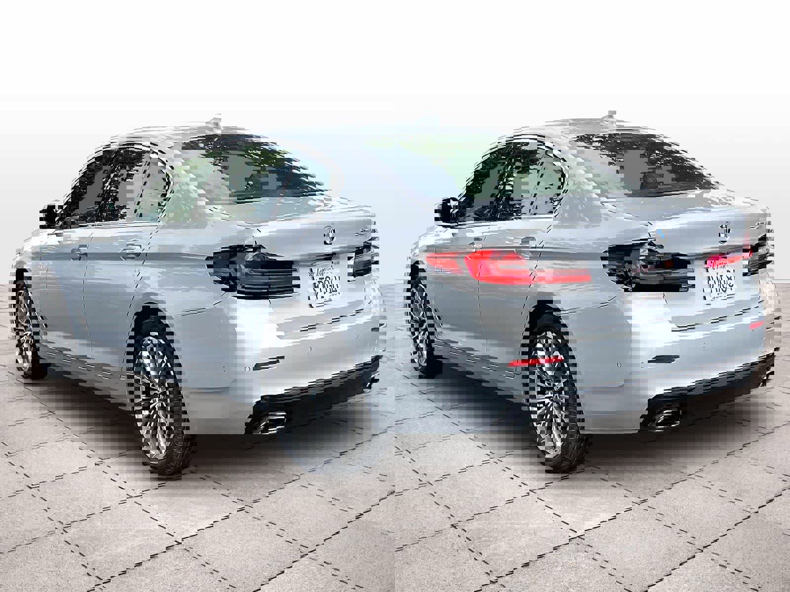 Used 2021 BMW 540i w/ Premium Package image 13