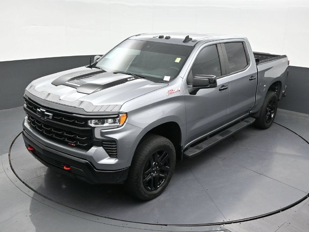 Used 2025 Chevrolet Silverado 1500 LT Trail Boss w/ Convenience Package II AWD/4WD image 17