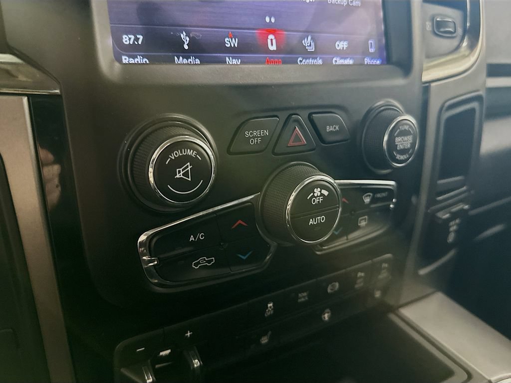 Used 2018 RAM 2500 Lone Star w/ Sport Appearance Group AWD/4WD image 17