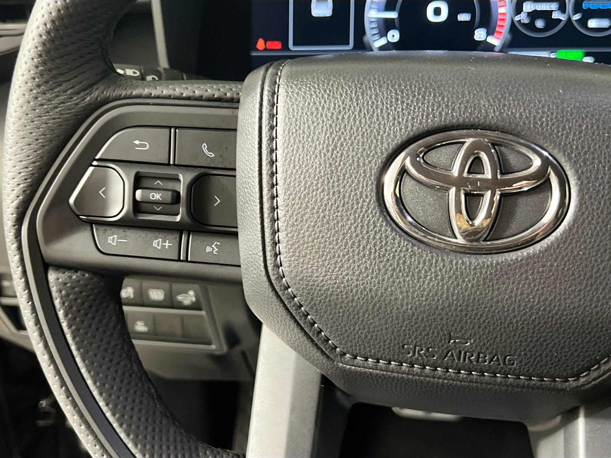 Used 2025 Toyota Tundra TRD Pro AWD/4WD image 18