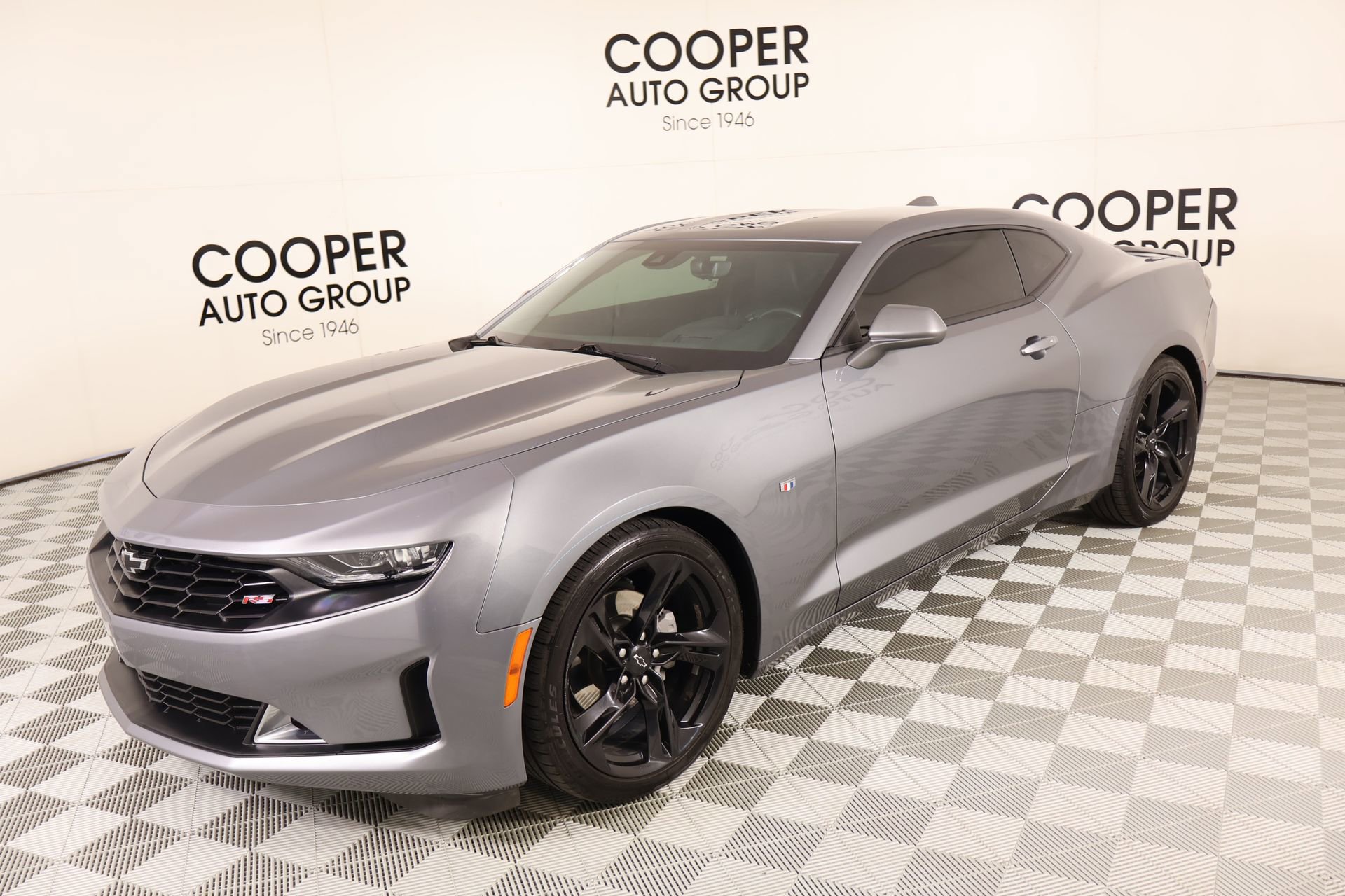 Used 2021 Chevrolet Camaro LT w/ RS Package RWD image 10