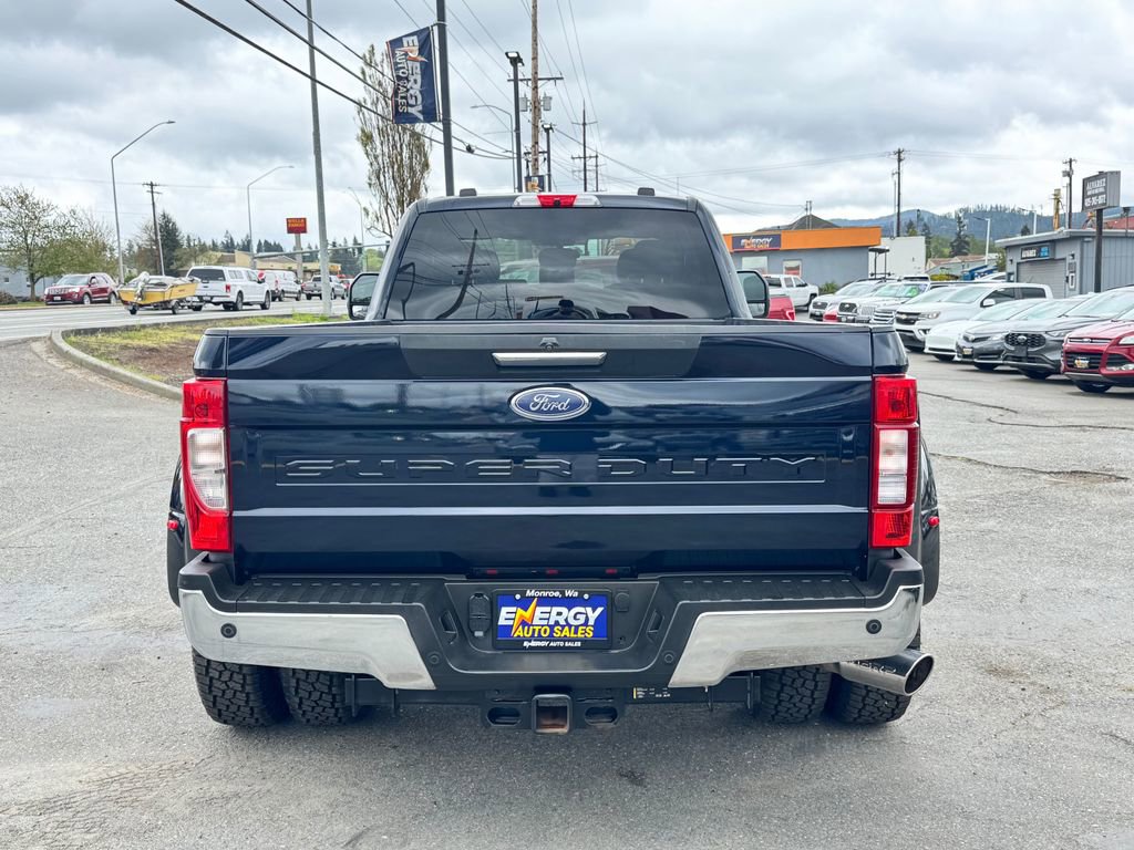 Used 2021 Ford F350 XLT w/ XLT Premium Package AWD/4WD image 6