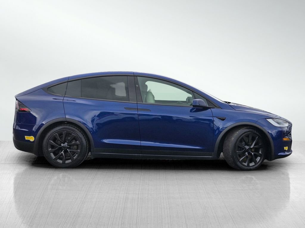 Used 2022 Tesla Model X image 4