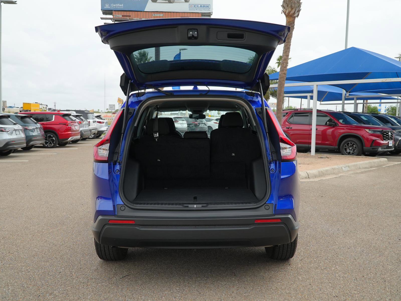 Used 2024 Honda CR-V LX image 7